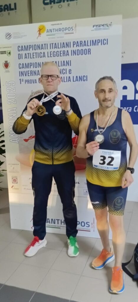 Nicola Rocca e Giovanni Pili D'Ottavio, i due runners dell'Olympia Athletic Teram che domenica correranno a Palermo per il Campionato Nazionale Paralimpico di mezza maratona