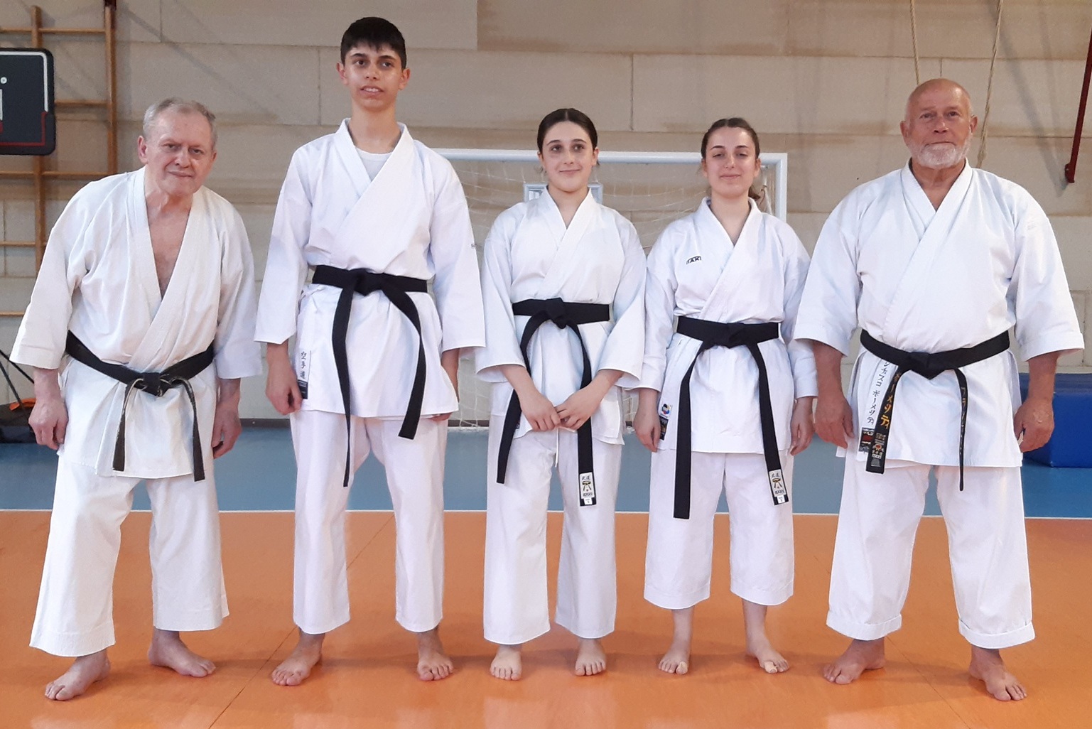 Hiroshi shirai: esami di karatè