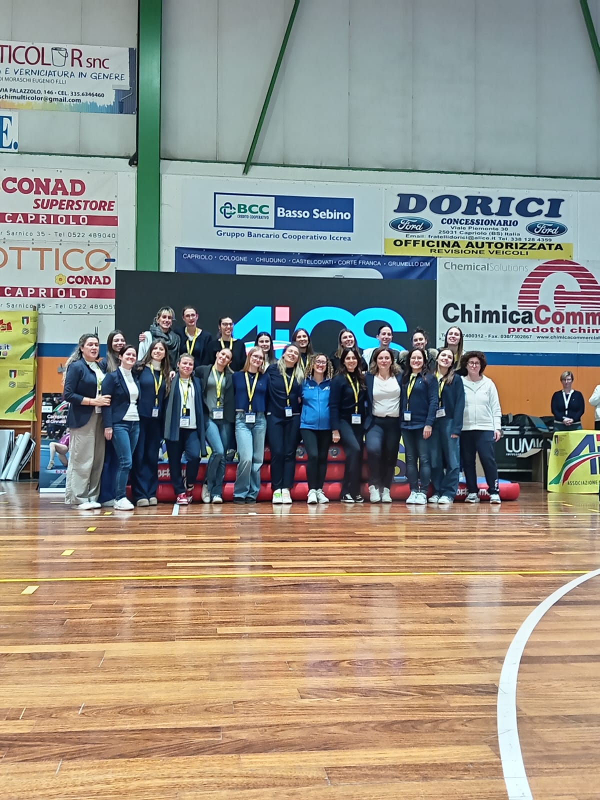 Le giudici della ginnastica artistica femminile impegnate a Capriolo