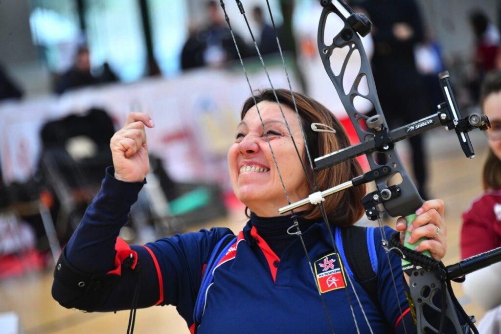 SIMONA CANIPARI oro nell'arco paralimpico